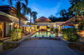 Saitaan,4BR seaside garden pool villa, Laguna area